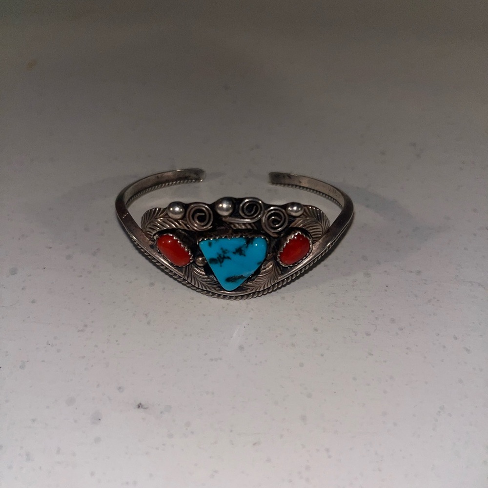 Justin Morris Navajo genuine turquoise cuff bracelet